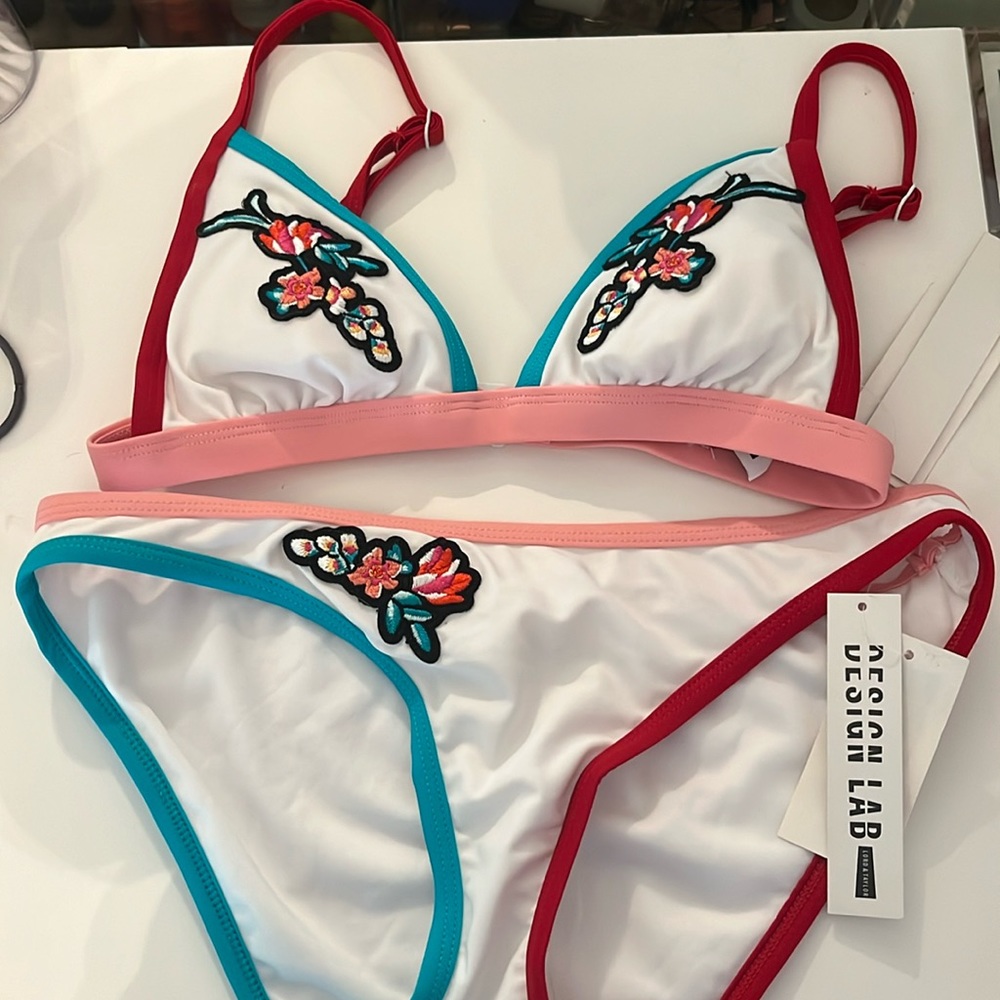 Design Lab Floral Bikini Set